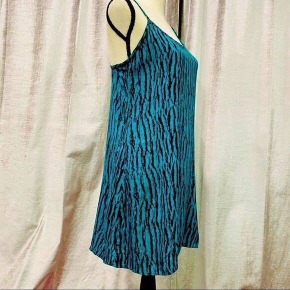 ⭐️ VINTAGE Mini Black & Teal Dress CUSTOM! - Picture 5 of 9